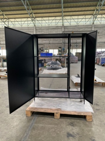 เฟอร์นิเจอร์ตู้เหล็ก